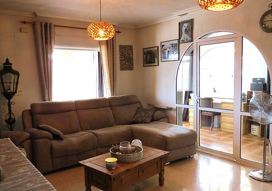 Country house in Dolores