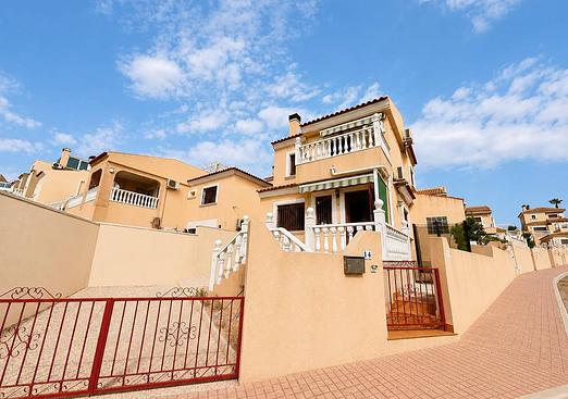 Villa in Villamartin