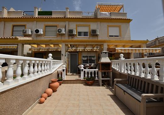 Town house in Algorfa