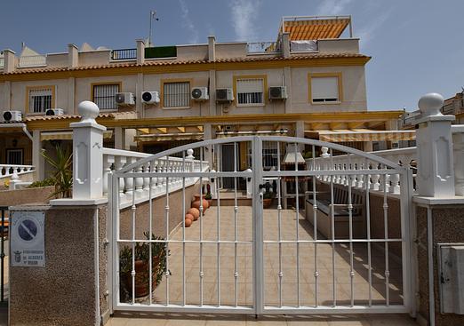 Town house in Algorfa