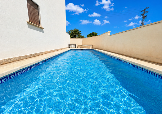 Apartment in Daya Nueva