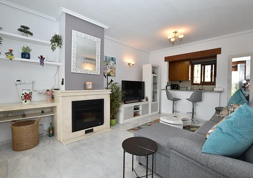 Apartment in Algorfa