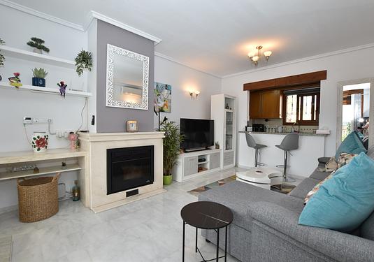 Apartment in Algorfa