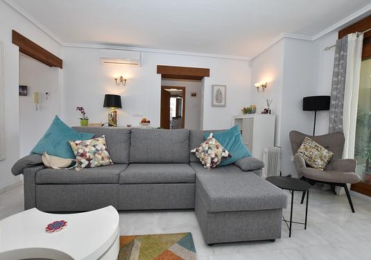 Apartment in Algorfa
