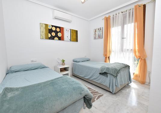 Apartment in Algorfa