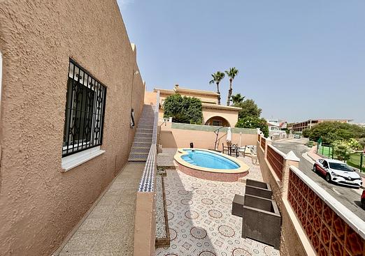 Bungalow in Villamartin