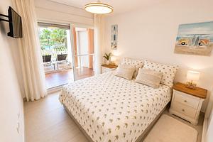 thumb 8