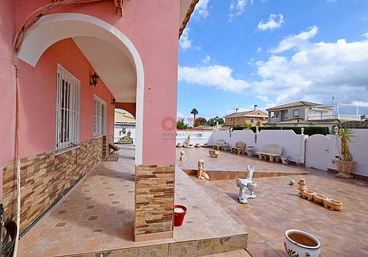Villa in Cabo Roig