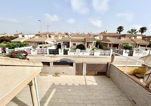 Town house in Torre de La Horadada