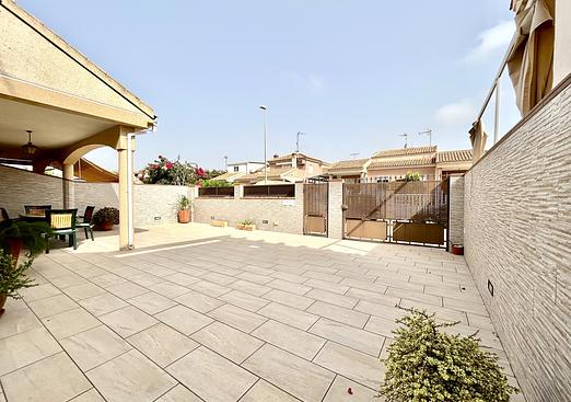 Town house in Torre de La Horadada