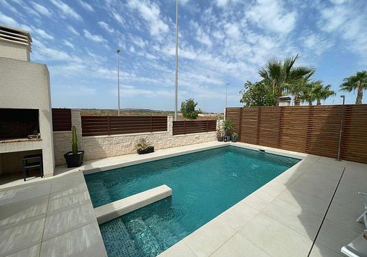 Villa in Benijofar