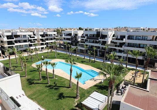 Penthouse penthouse in Los Almendros (Orihuela-Costa)