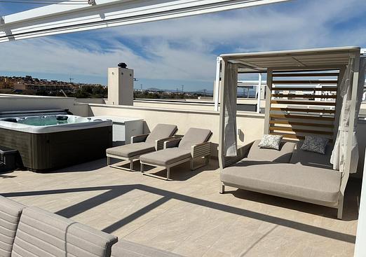 Penthouse penthouse in Los Almendros (Orihuela-Costa)