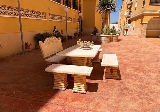 Apartment in Algorfa