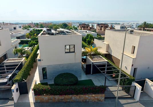 Villa in Los Montesinos