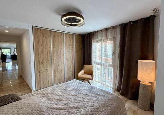 Apartment in Oliva