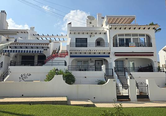 Apartment in Villamartin