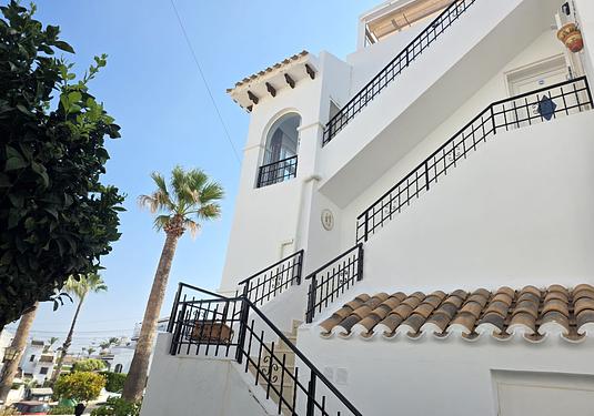 Apartment in Villamartin