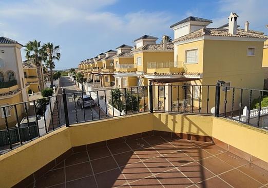 Villa in Lo Crispin