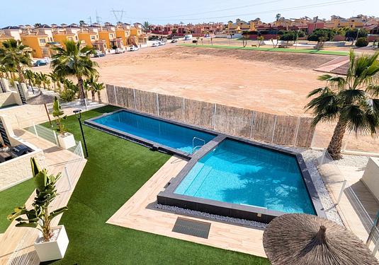 Apartment in Lo Crispin