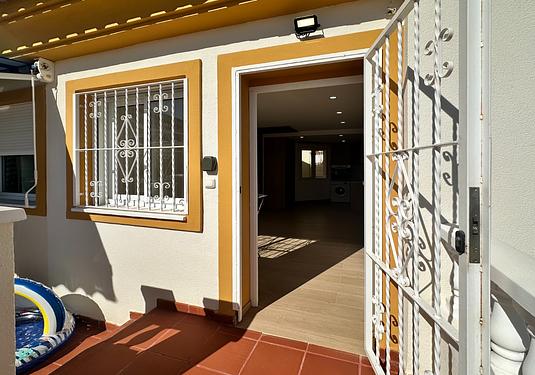 Apartment in Orihuela Costa