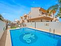 Town house in San Miguel de Salinas