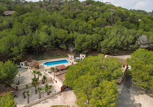 Country house in Torremendo