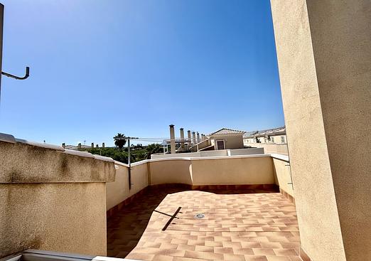 Town house in Heredades