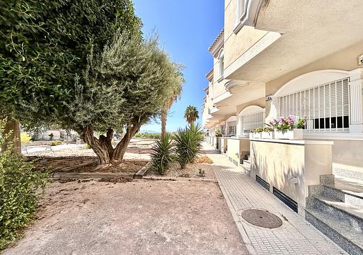Town house in Heredades