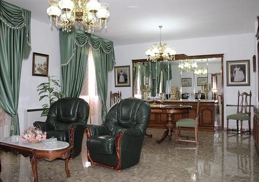 Villa in Fuente Vaqueros