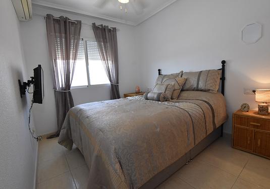 Apartment in Algorfa