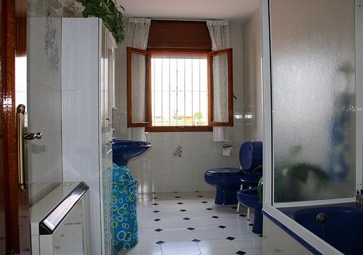 Villa in Fuente Vaqueros