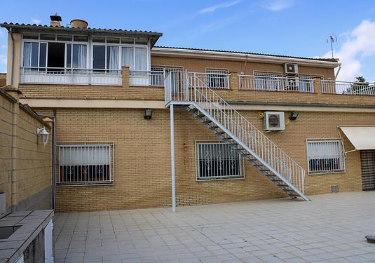 Villa in Fuente Vaqueros