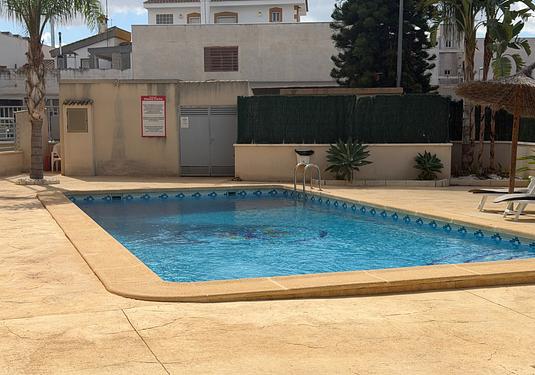 Apartment in Jacarilla
