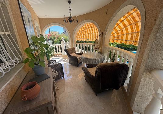 Villa in Rojales