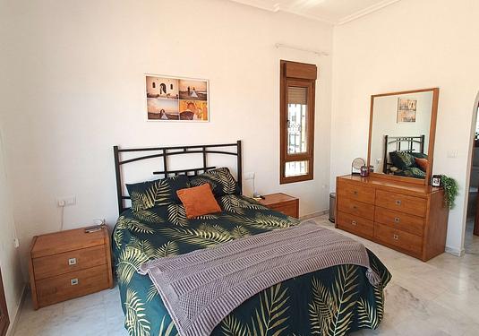 Villa in Algorfa