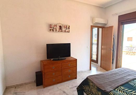 Villa in Algorfa