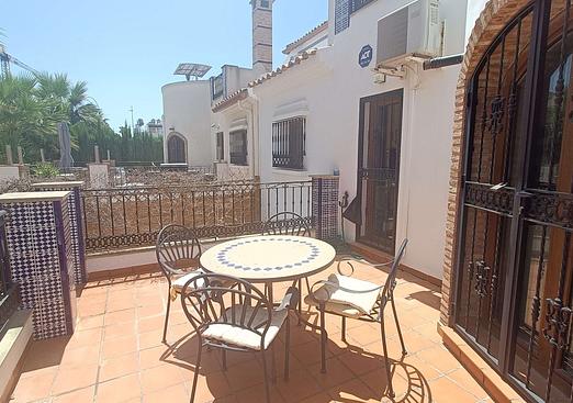 Villa in Algorfa