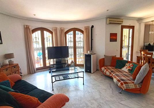Villa in Algorfa