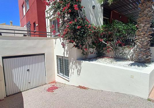 Quad house in Algorfa