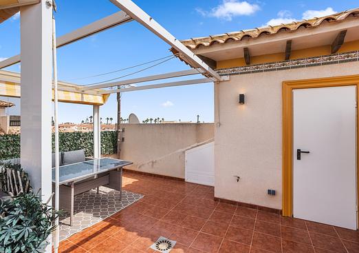 Semi detached in Lomas de Caboroig