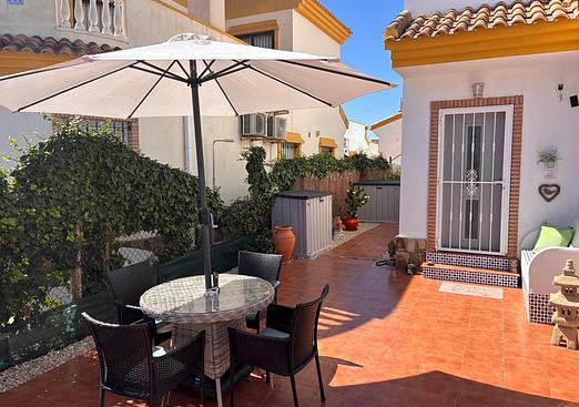 Villa in Guardamar del Segura