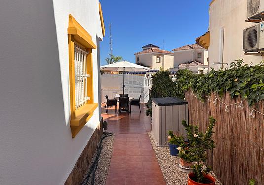 Villa in Guardamar del Segura