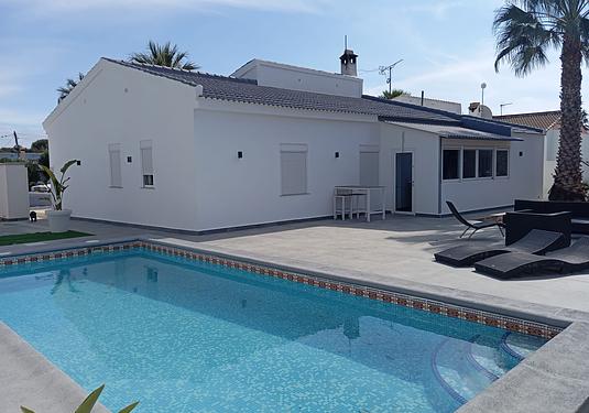 Villa in Cabo Roig