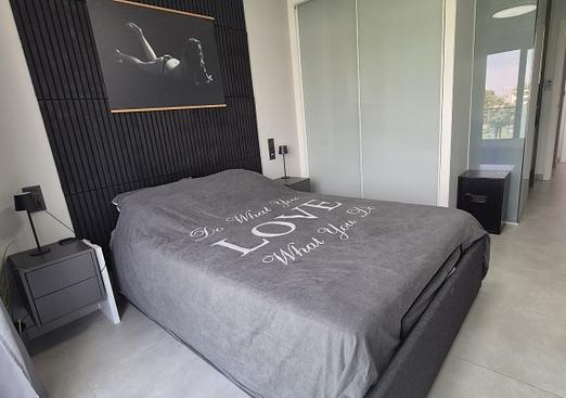 Apartment in El Raso