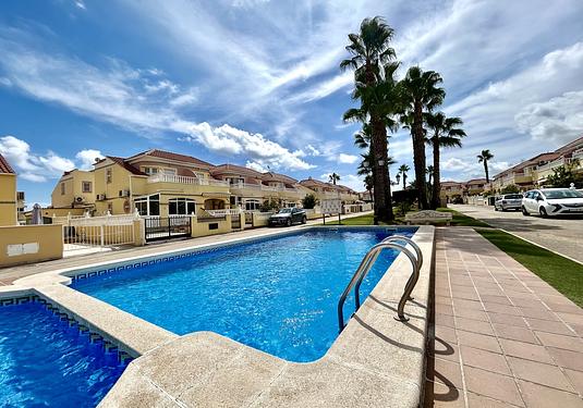Town house in Cabo Roig