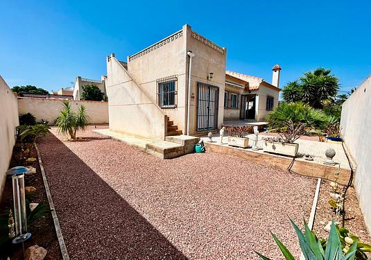 Villa in Torrevieja