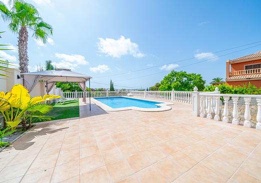 Villa in Los Balcones