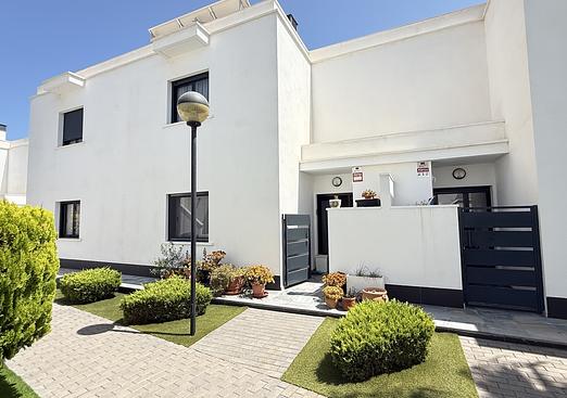 Town house in Cabo Roig