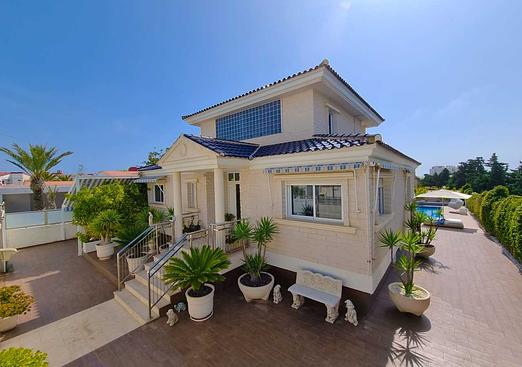 Villa in La Mata